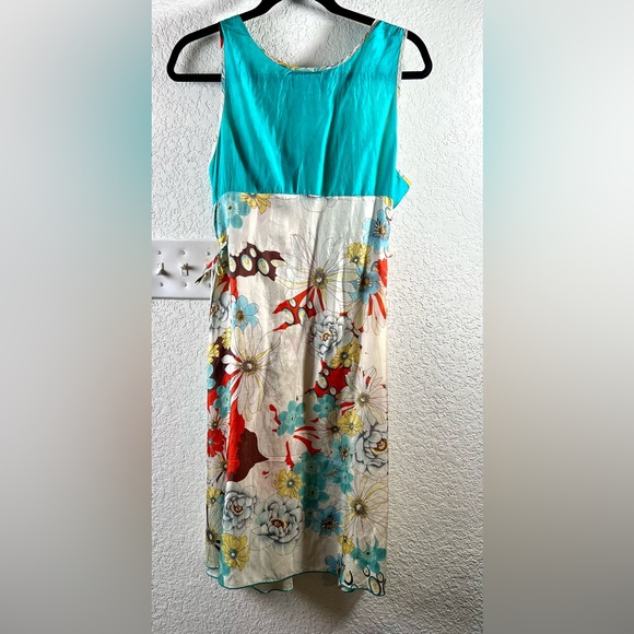 Johnny Was Silk Floral Dress with Embroidery on Shoulders S/M - Picture 4 of 7